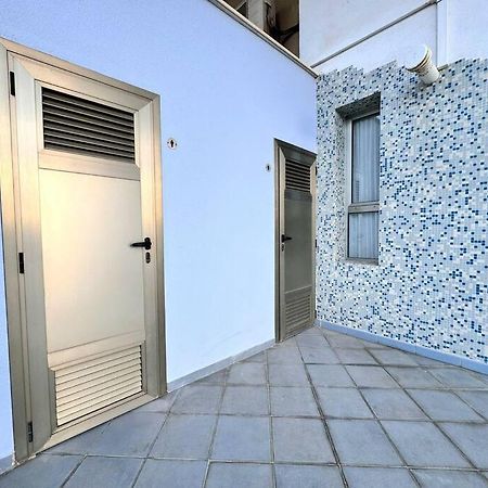 Suite Delphine By Calpitality מראה חיצוני תמונה