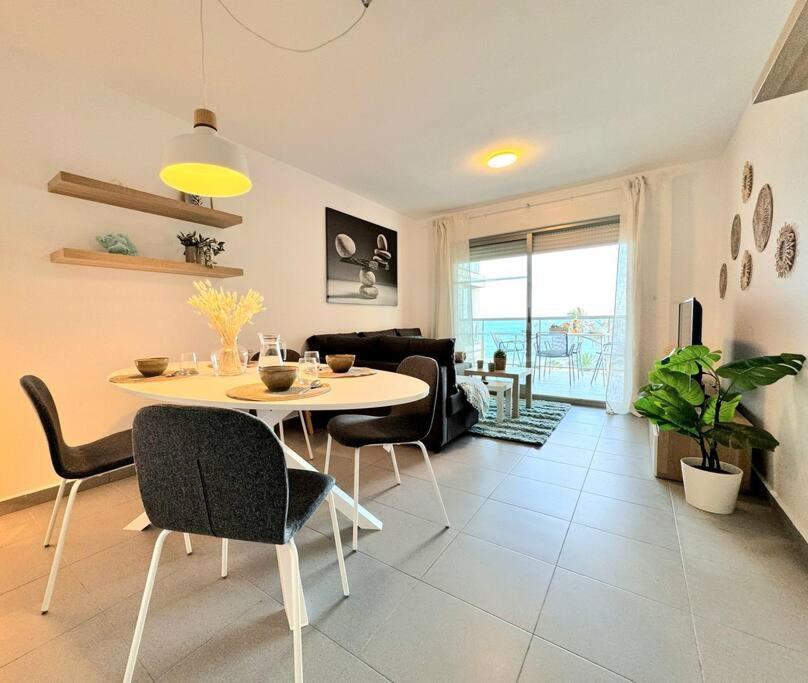 Suite Delphine By Calpitality מראה חיצוני תמונה