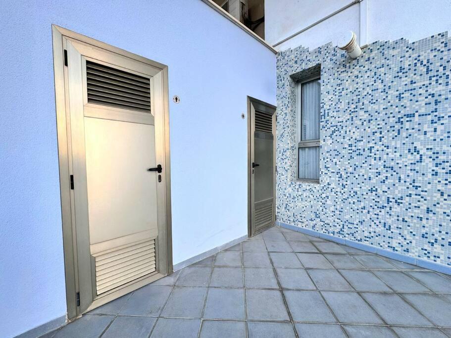 Suite Delphine By Calpitality מראה חיצוני תמונה
